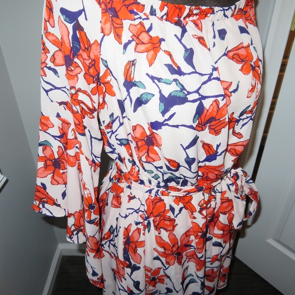 Floral Dress - Picture 2 of 5